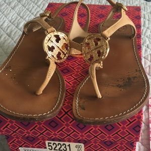 Tory Burch violet thong in camellia pink size 7.5